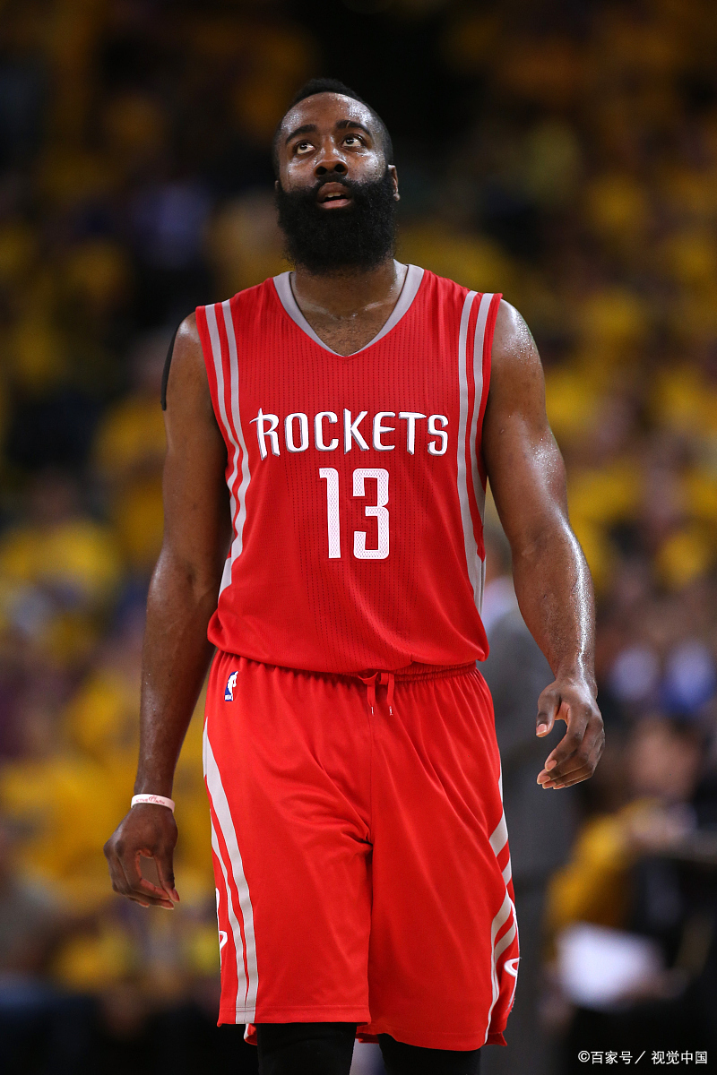 哈登在勇士比赛中反败为胜，出色防守引发热议！